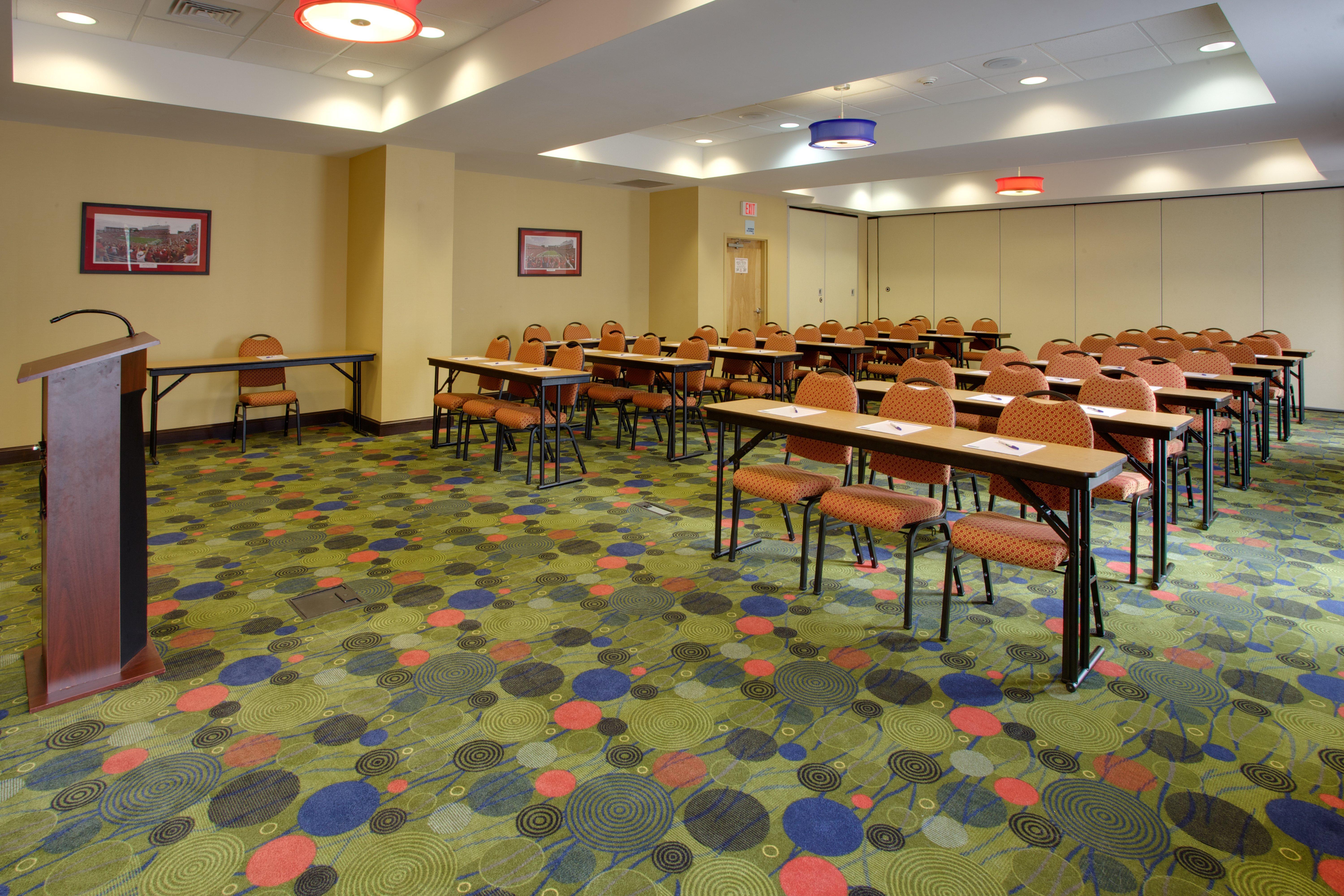 Holiday Inn Express Hotel Raleigh Southwest, An Ihg Hotel Extérieur photo