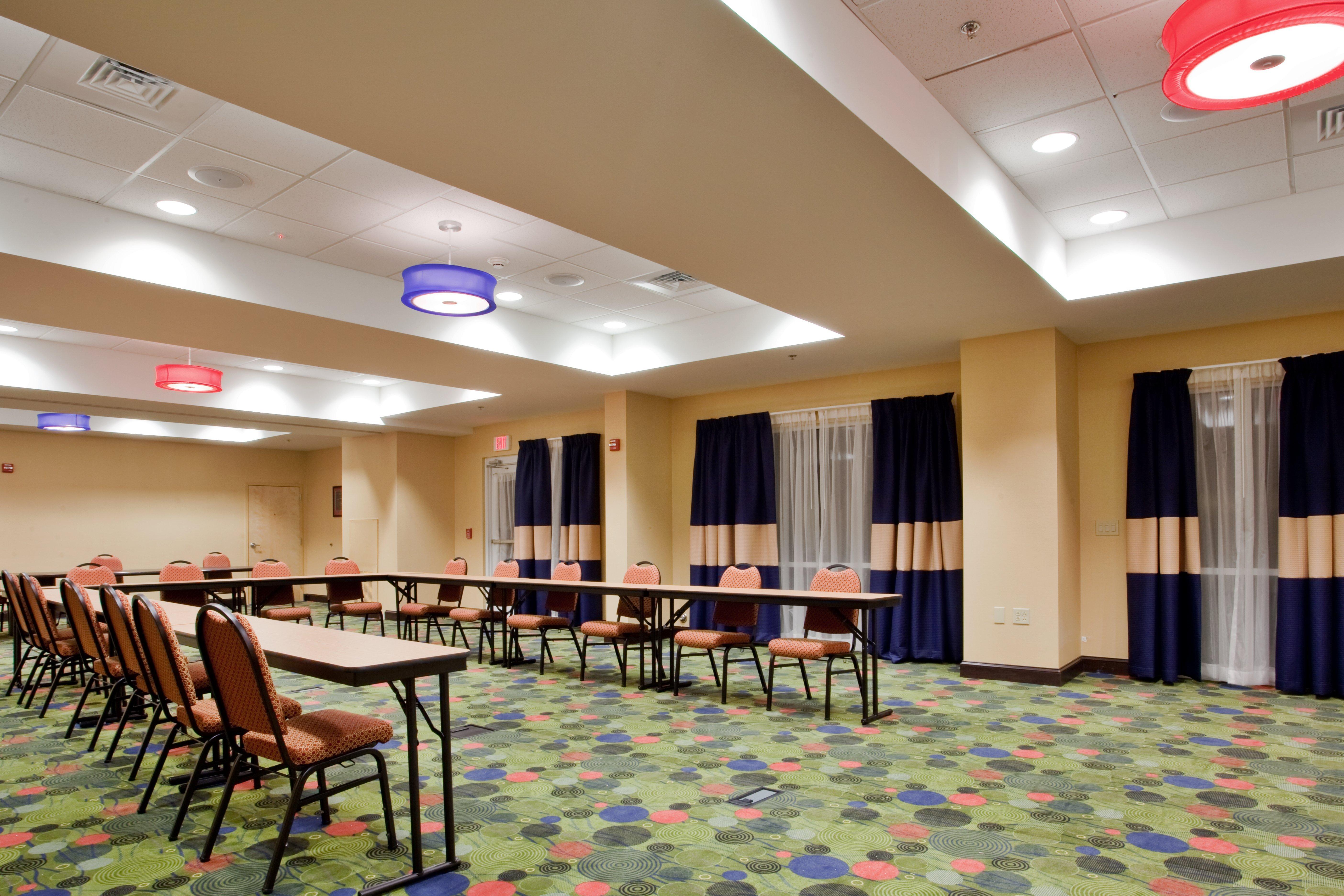 Holiday Inn Express Hotel Raleigh Southwest, An Ihg Hotel Extérieur photo