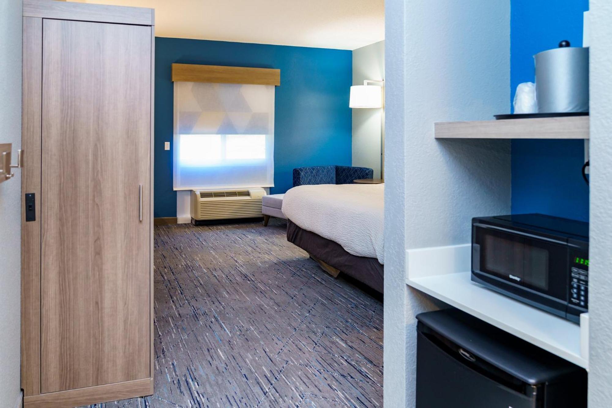 Holiday Inn Express Hotel Raleigh Southwest By Ihg Extérieur photo
