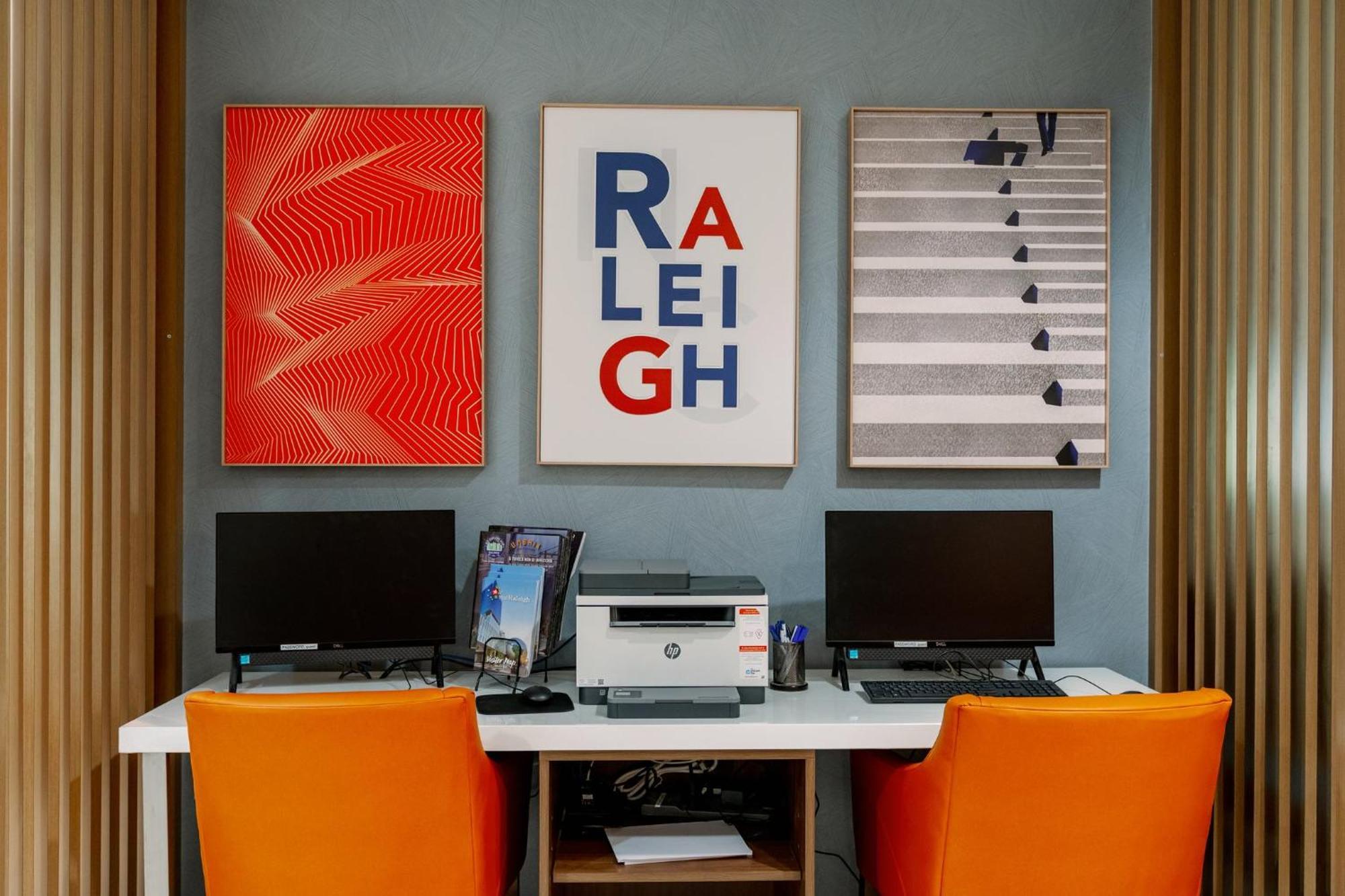 Holiday Inn Express Hotel Raleigh Southwest By Ihg Extérieur photo
