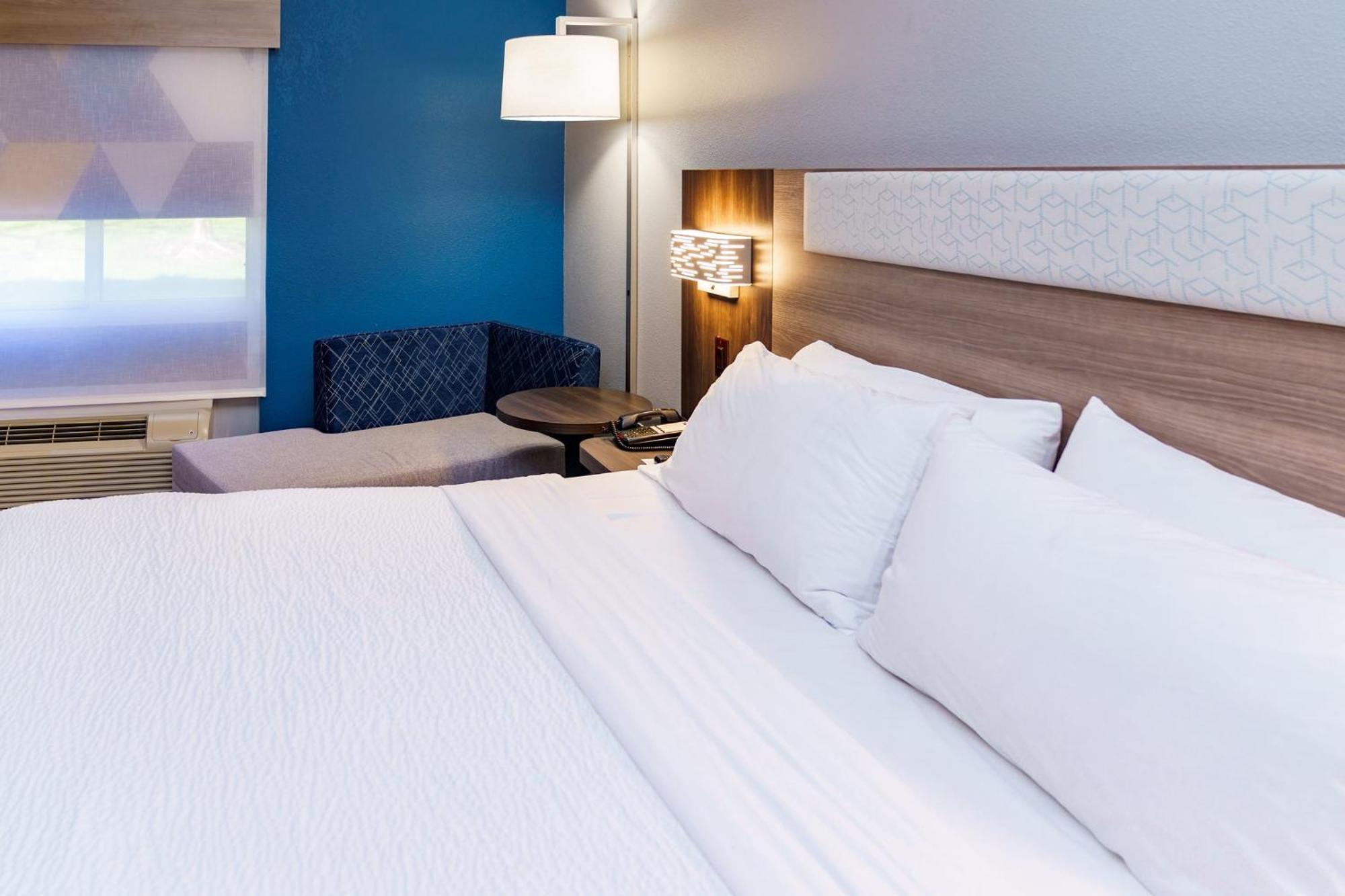 Holiday Inn Express Hotel Raleigh Southwest By Ihg Extérieur photo
